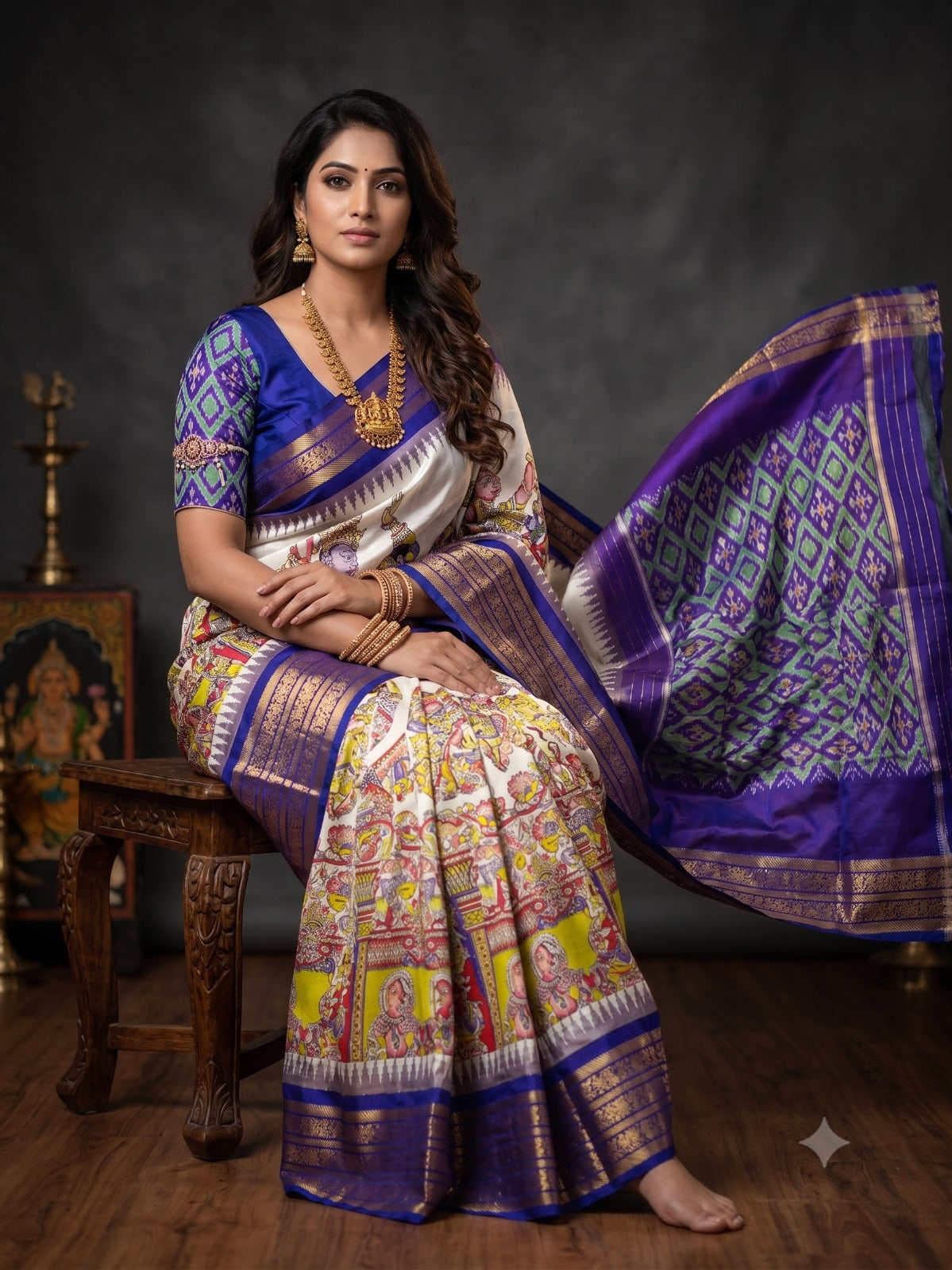 Ikkat Pochampally Handloom Pure Silk Digital Floral Printed Saree With Pallu & Designer Ikkat Blouse | Silk Mark Certified | DS122