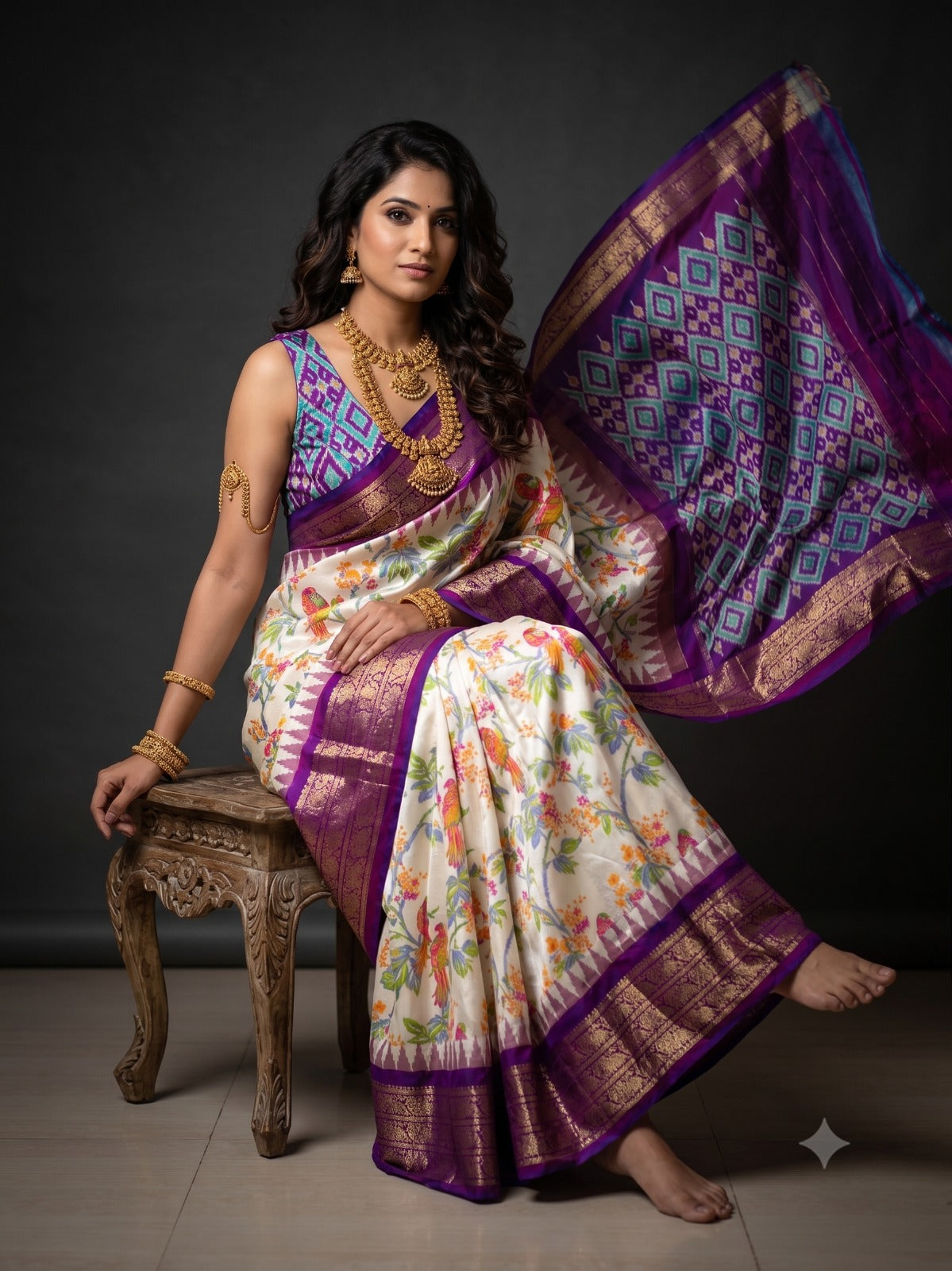 Ikkat Pochampally Handloom Pure Silk Digital Floral Printed Saree With Pallu & Designer Ikkat Blouse | Silk Mark Certified | DS107