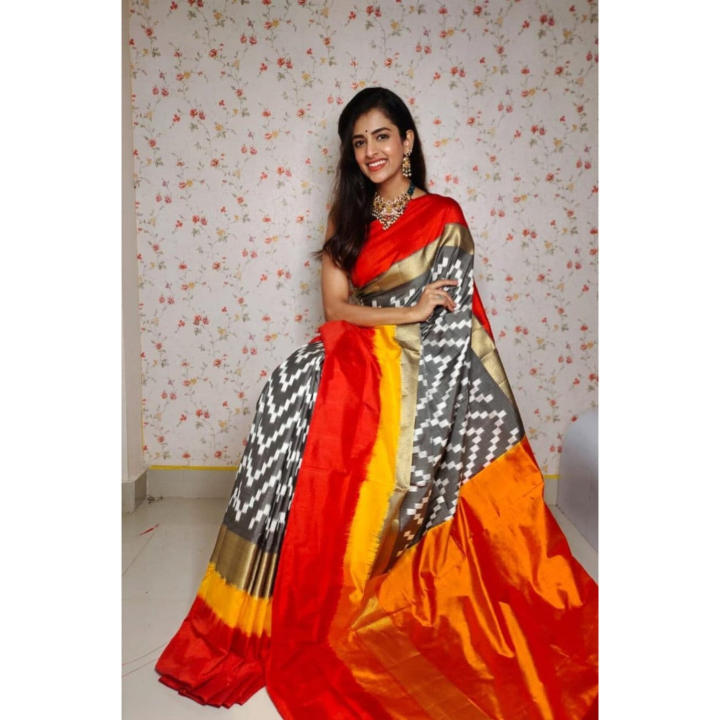 Ikkat Pochampally Handloom Pure Silk Saree with Blouse | Double Warp | Silk Mark Certified