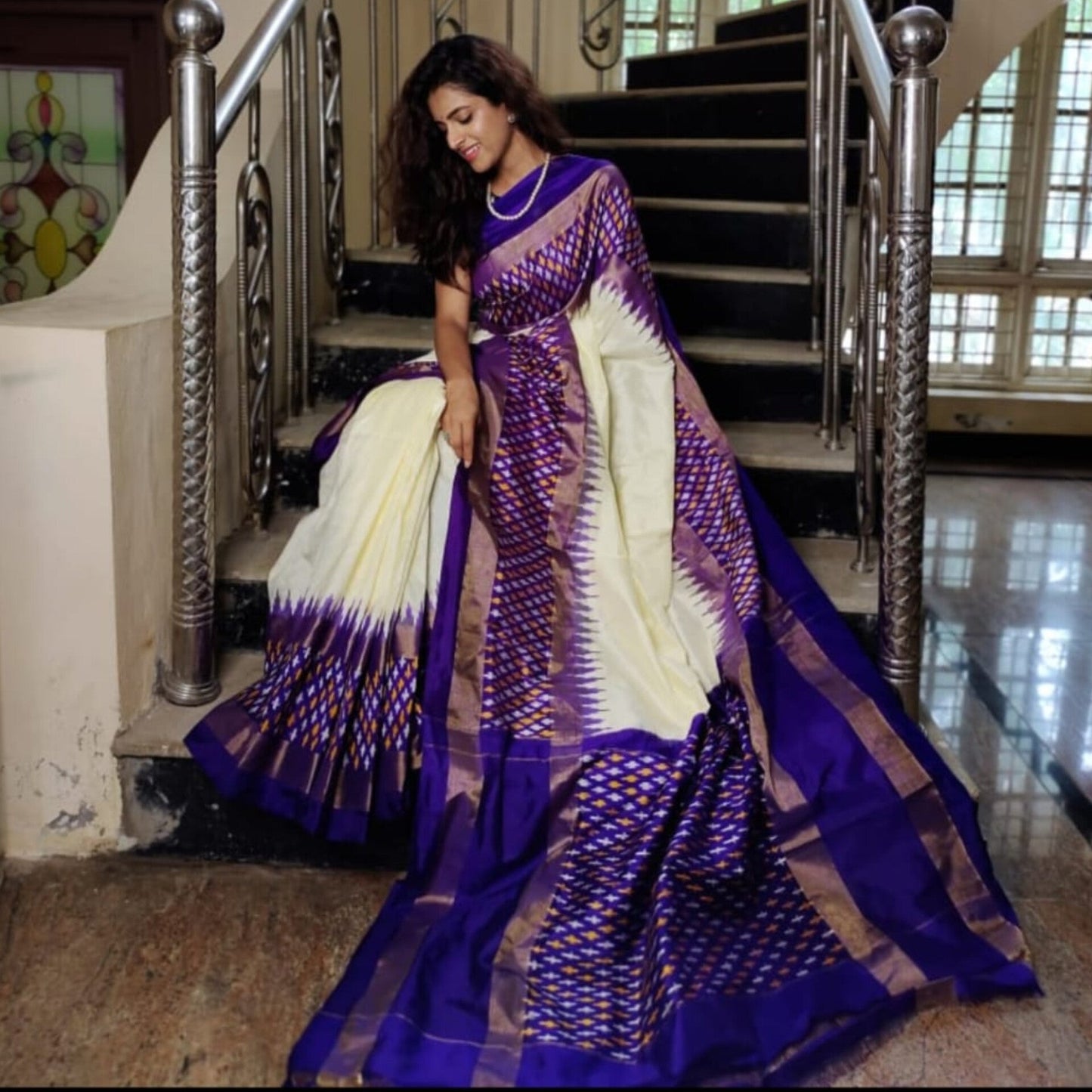 Ikkat Pochampally Handloom Pure Silk Saree with Blouse | Double Warp | Silk Mark Certified