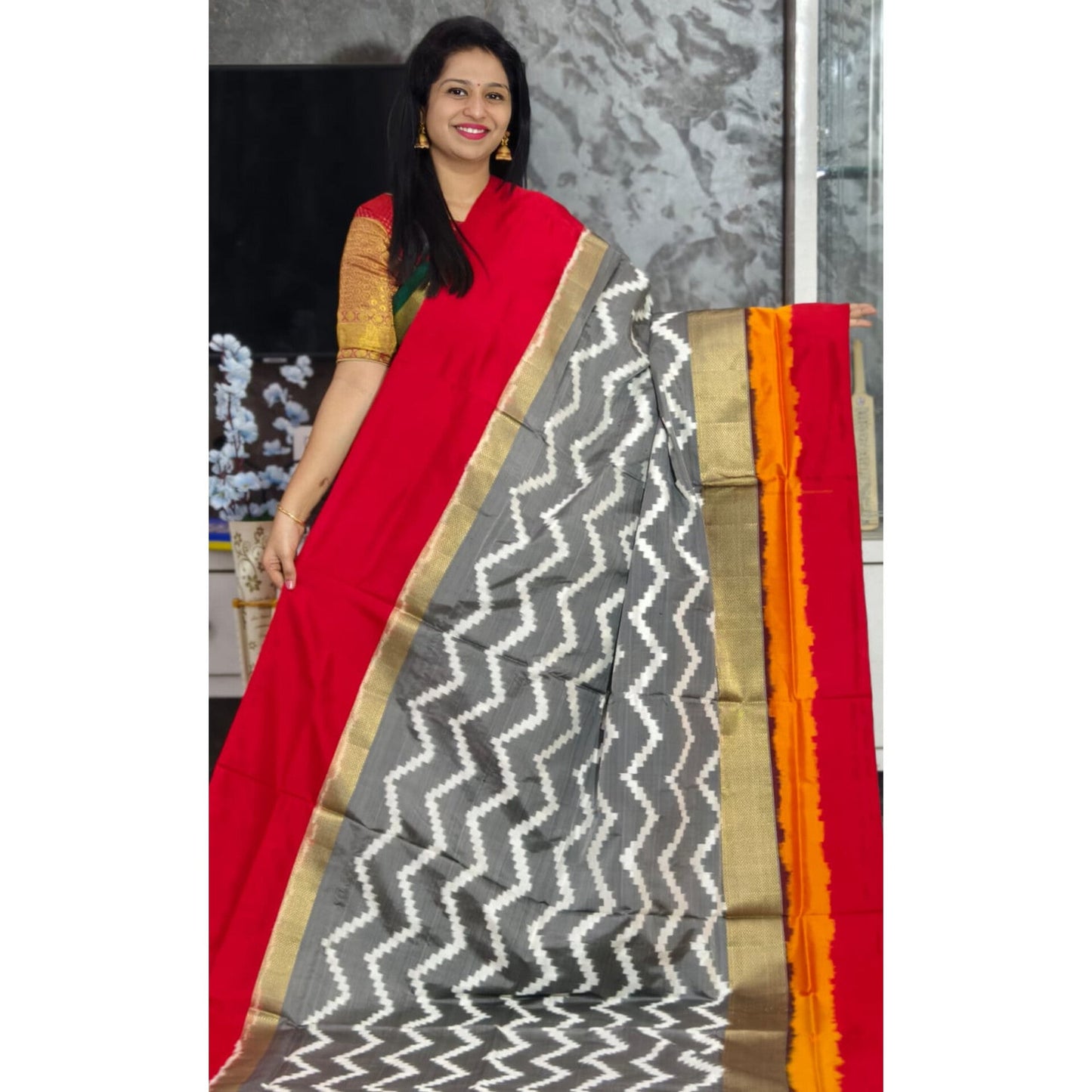 Ikkat Pochampally Handloom Pure Silk Saree with Blouse | Double Warp | Silk Mark Certified