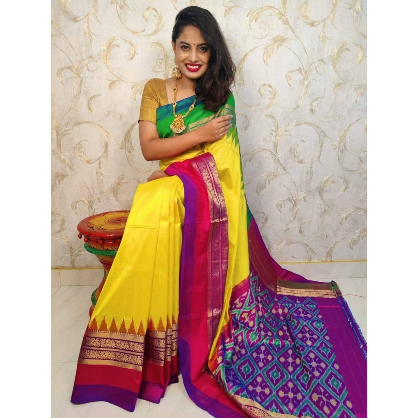 Ikkat Pochampally Handloom Pure Silk Saree with Kanchi Border – Ikat Pallu & Blouse | Double Warp | Silk Mark Certified
