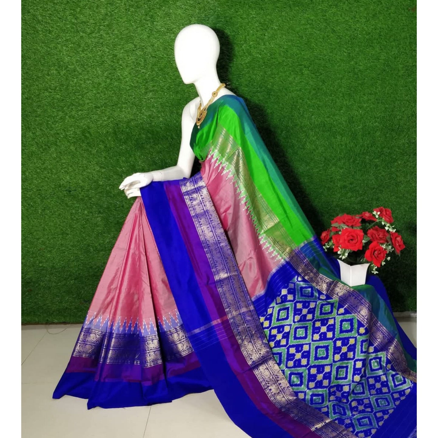 Ikkat Pochampally Handloom Pure Silk Saree with Kanchi Border – Ikat Pallu & Blouse | Double Warp | Silk Mark Certified